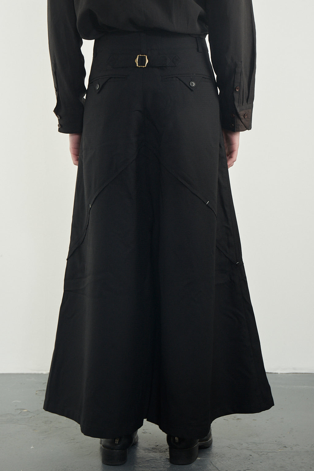 Cross-Seamed Wide Trousers