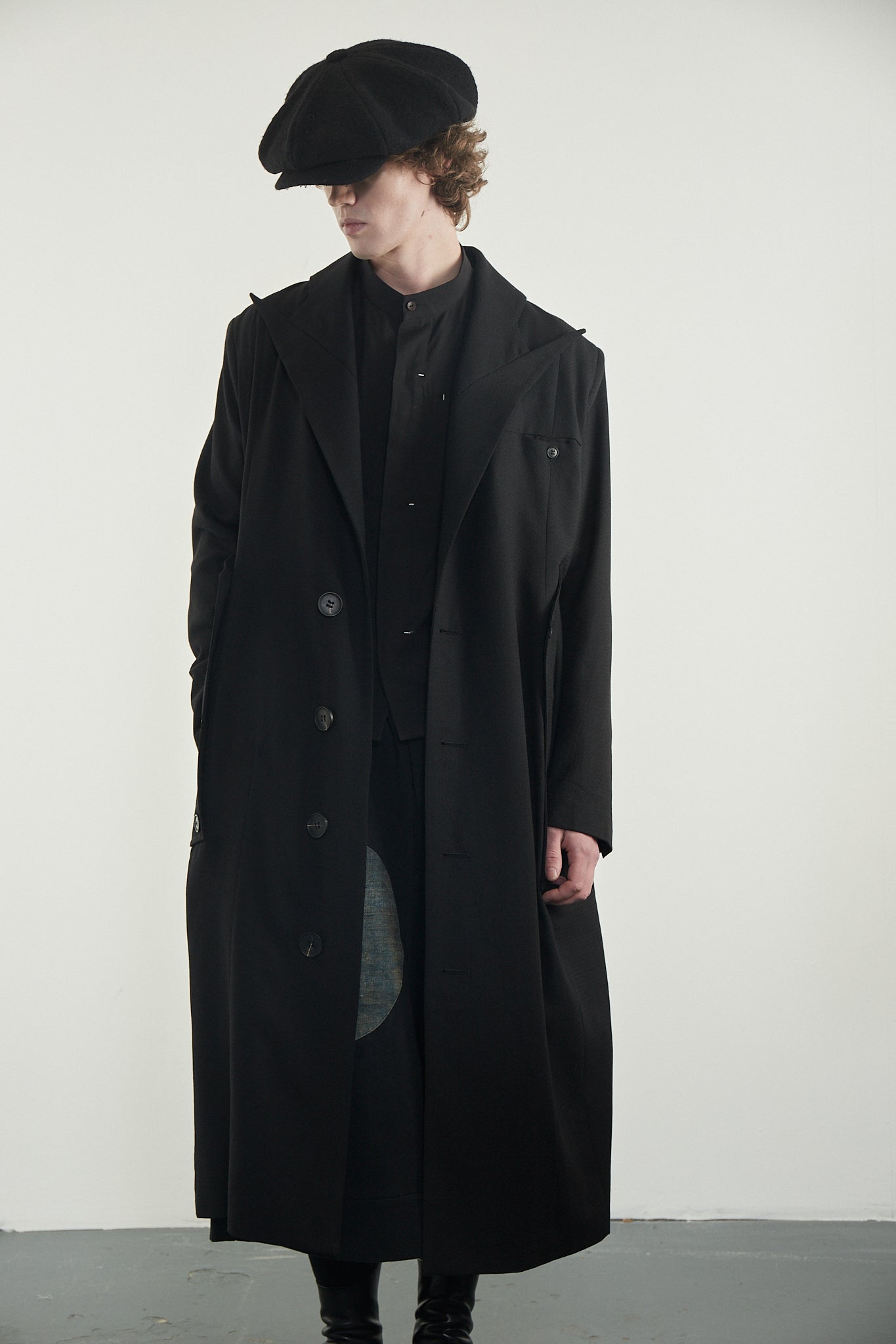 Curved Blade Coat