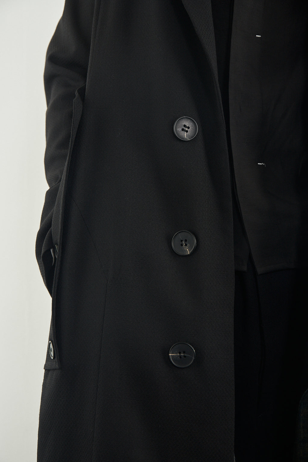 Curved Blade Coat