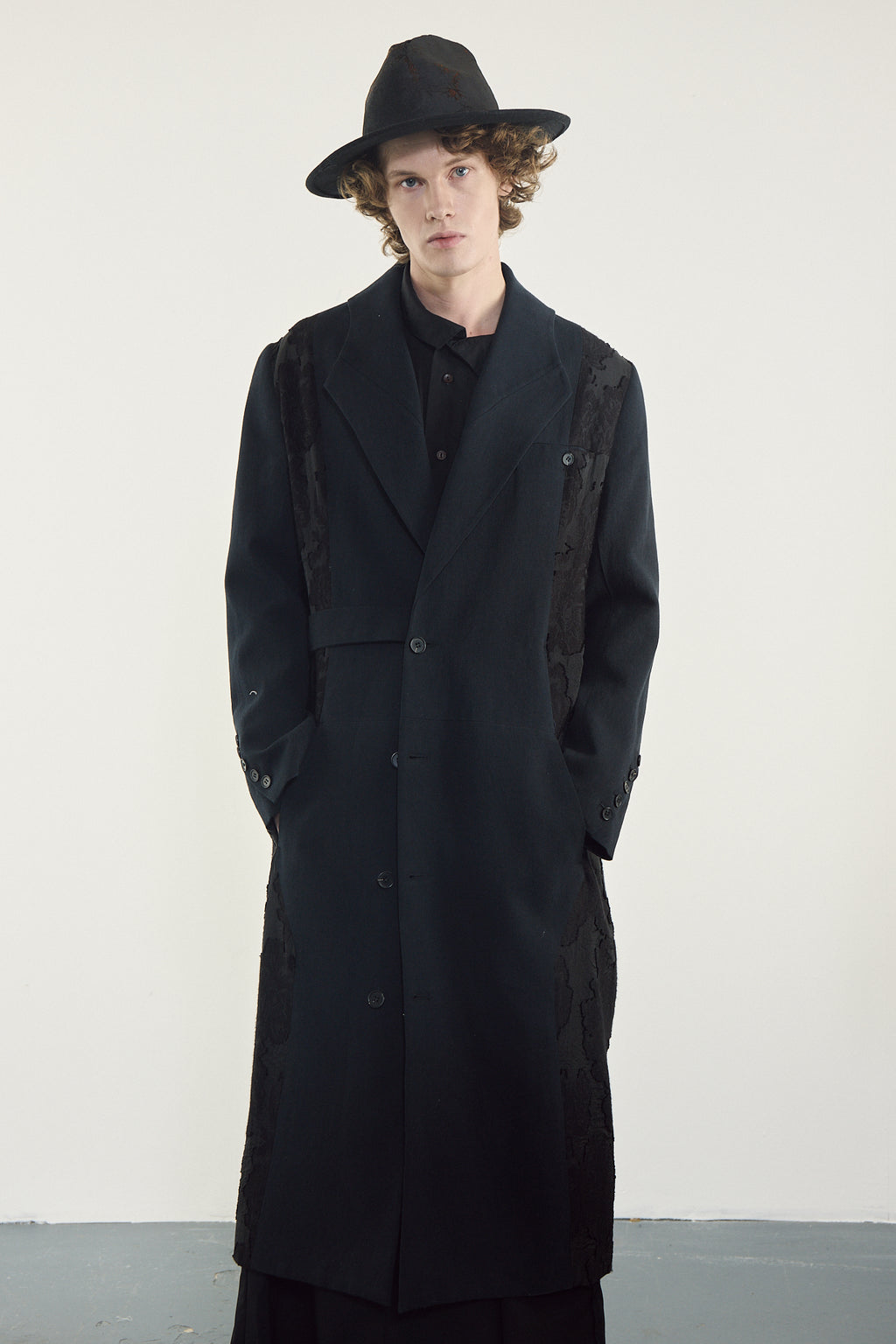 Belted Blade-cut Collar Coat