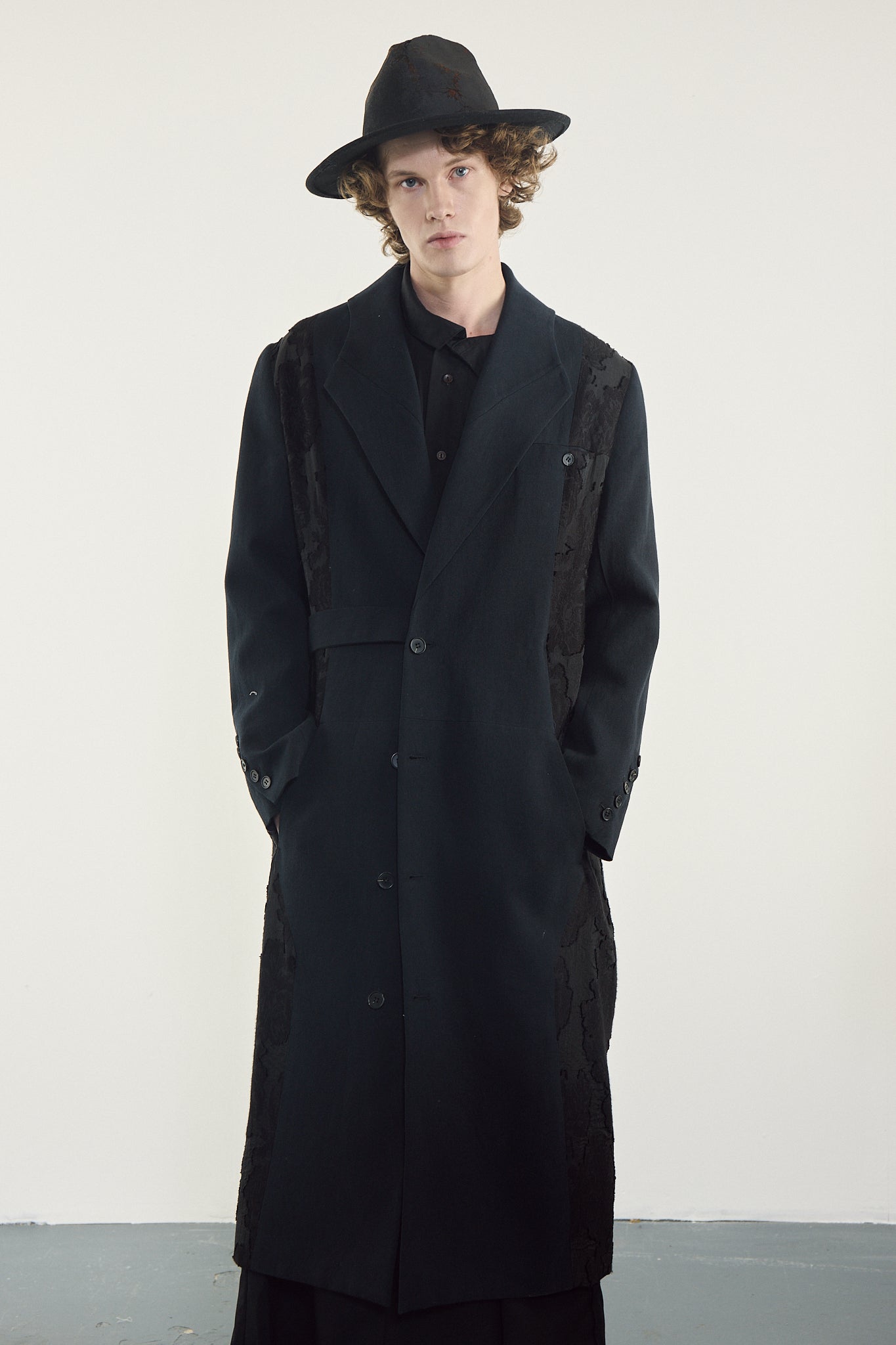 Belted Blade-cut Collar Coat