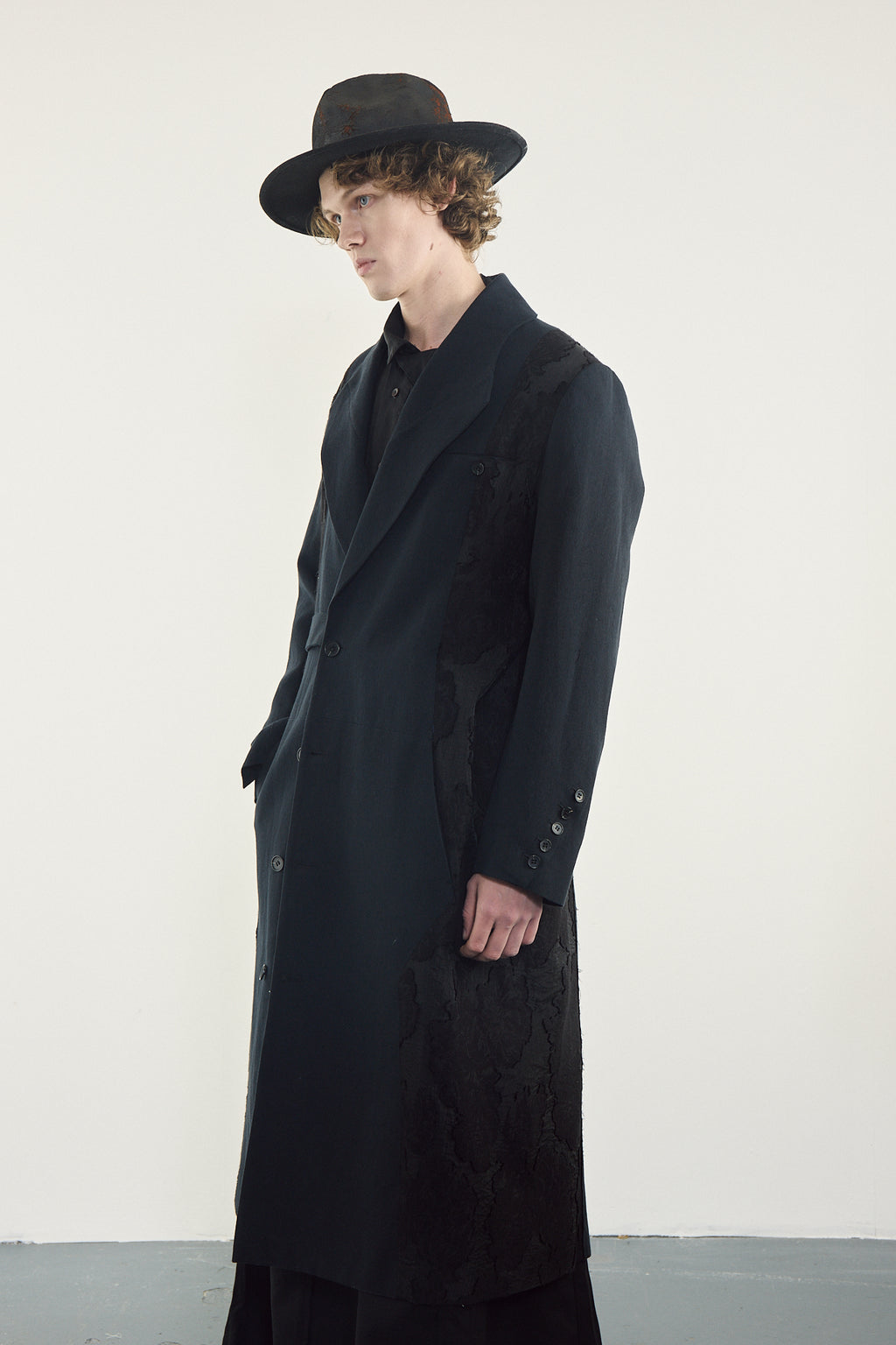 Belted Blade-cut Collar Coat