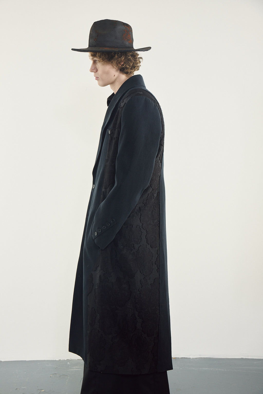 Belted Blade-cut Collar Coat