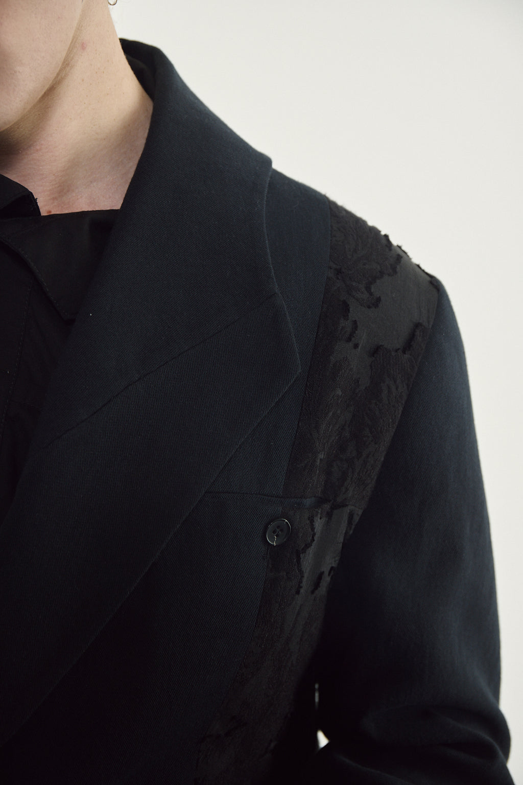 Belted Blade-cut Collar Coat