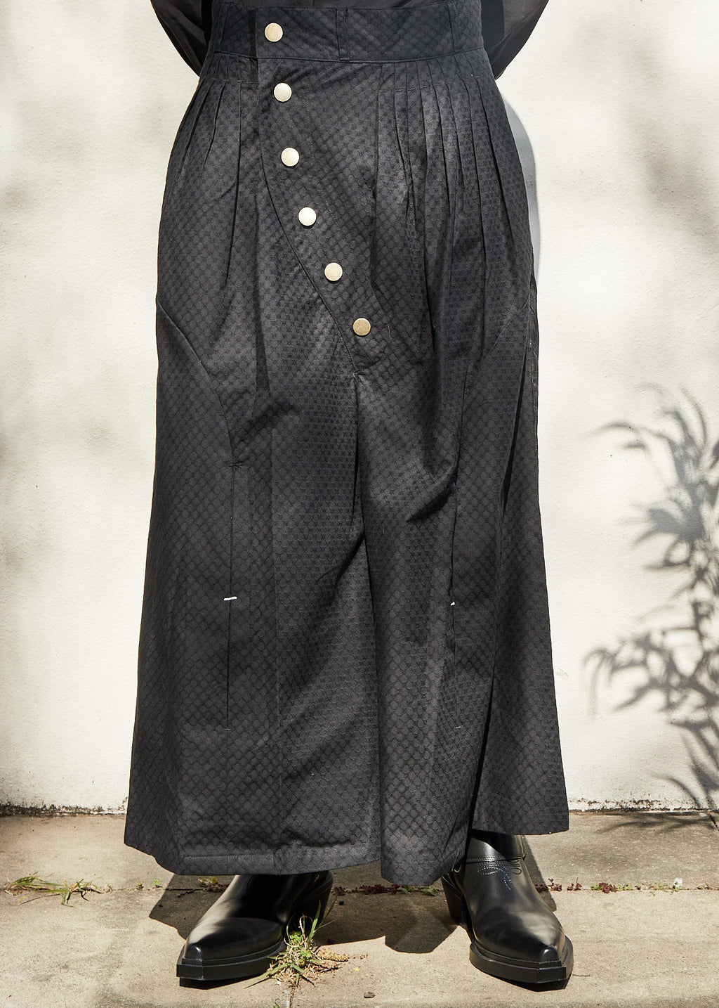 Scimitar-Pleated Wide Trousers