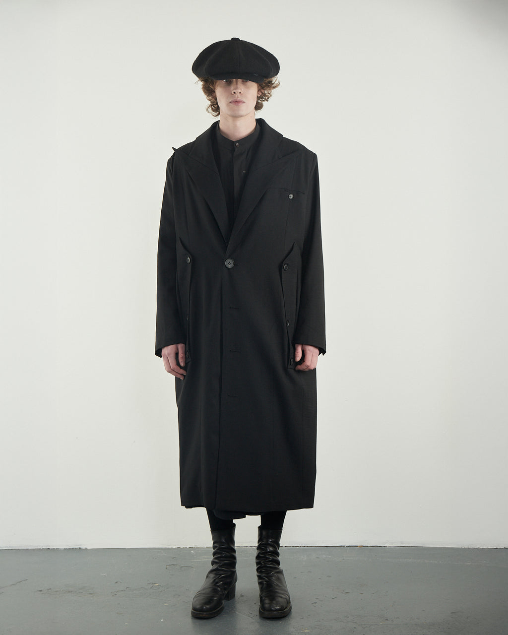 Curved Blade Coat